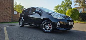 Toyota Yaris AQUA 1.5 VVT-h T Spirit CVT Euro 5 5dr
