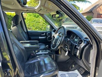 Land Rover Discovery TDV6 HSE E4