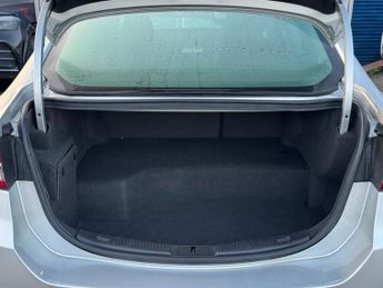 Ford Mondeo 2.0 TiVCT Titanium Edition CVT Euro 6 (s/s) 4dr (18 inch alloys)