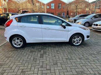 Ford Fiesta 1.0T EcoBoost Zetec Euro 6 (s/s) 5dr