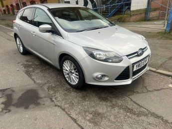 Ford Focus 1.0T EcoBoost Zetec Euro 5 (s/s) 5dr