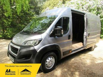 Peugeot Boxer 2.2 BLUEHDi 435 PROFESSIONAL L4 H2 EURO 6 140PS ** L@@K **
