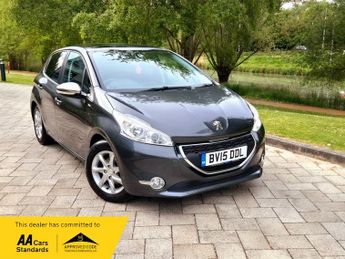 Peugeot 208 1.2 VTi PureTech Style Hatchback 5dr Petrol Manual Euro 6 (82 ps