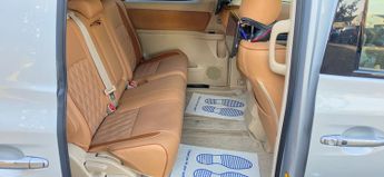 Toyota Vellfire 2.4L PETROL AUTO 8 SEATS 5 DR
