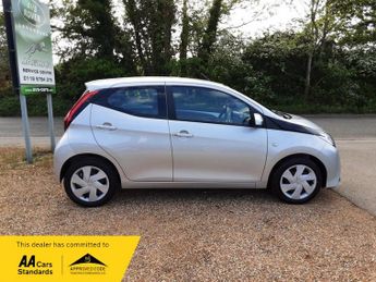 Toyota AYGO VVT-I X-PLAY X-SHIFT