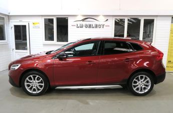 Volvo V40 D2 CROSS COUNTRY PRO 120