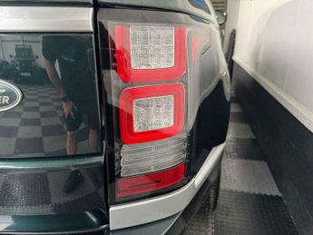 Land Rover Range Rover 3.0 TD V6 Vogue Auto 4WD Euro 6 (s/s) 5dr