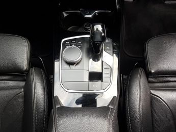 BMW 1 SERIES 118d M SPORT