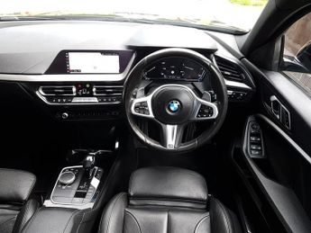 BMW 1 SERIES 118d M SPORT