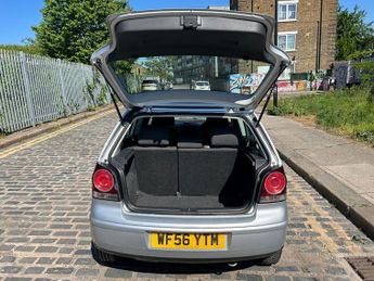 Volkswagen Polo S (75BHP)