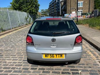 Volkswagen Polo S (75BHP)