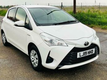 Toyota Yaris 1.5 VVT-h Active E-CVT Euro 6 (s/s) 5dr
