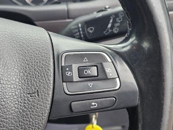 Volkswagen Touran 1.6 TDI BlueMotion Tech SE DSG Euro 5 (s/s) 5dr