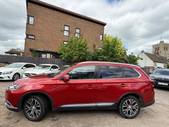 Mitsubishi Outlander DI-D GX 3