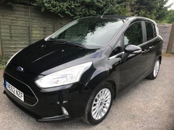 Ford B Max TITANIUM