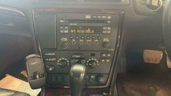 Volvo S60 2.4 D5 SE Lux Geartronic 4dr