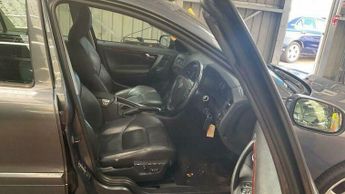 Volvo S60 2.4 D5 SE Lux Geartronic 4dr