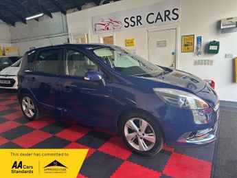 Renault Scenic 1.5 dCi Dynamique TomTom MPV 5dr Diesel Manual Euro 5 (s/s) (110