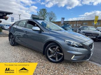 Volvo V40 D2 R-DESIGN LUX NAV