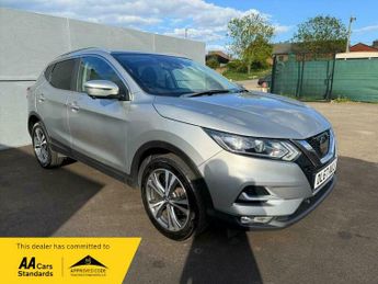 Nissan Qashqai 1.2 DIG-T N-Connecta XTRON Euro 6 (s/s) 5dr