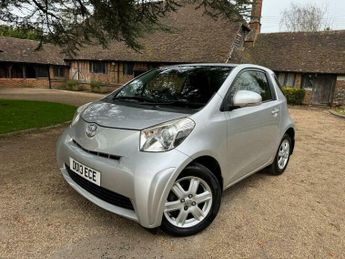 Toyota iQ 1.0 VVT-i Euro 5 3dr