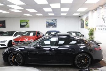 Porsche Panamera PDK