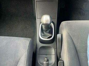 Nissan Tiida Ti