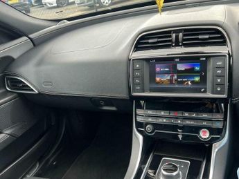Jaguar XE 2.0d R-Sport Auto AWD Euro 6 (s/s) 4dr
