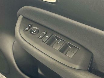 Honda Jazz 1.5 h i-MMD SE Hatchback 5dr Petrol Hybrid eCVT Euro 6 (s/s) (10