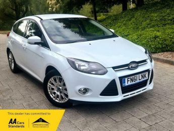 Ford Focus 1.6 Titanium Hatchback 5dr Petrol Manual Euro 5 (125 ps)