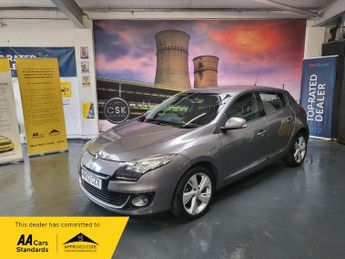 Renault Megane DYNAMIQUE TOMTOM DCI