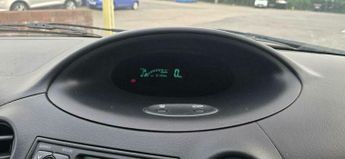 Toyota Prius 1.8 VVT-h T Spirit CVT Euro 5 (s/s) 5dr