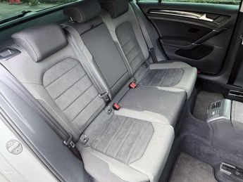 Volkswagen Golf GT TDI DSG