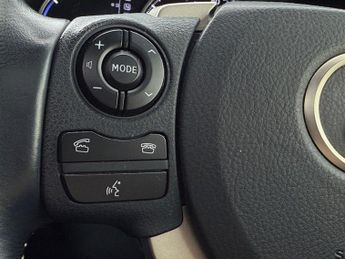 Lexus CT 200H SPORT