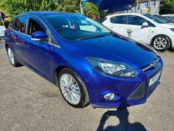 Ford Focus 1.0T EcoBoost Zetec Navigator Euro 5 (s/s) 5dr