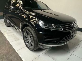 Volkswagen Touareg 3.0 TDI V6 BlueMotion Tech R-Line Tiptronic 4WD Euro 6 (s/s) 5dr