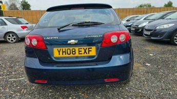 Chevrolet Lacetti 1.6 SX 5dr