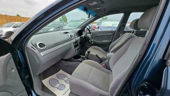 Chevrolet Lacetti 1.6 SX 5dr