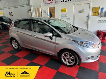 Ford Fiesta 1.25 Zetec Hatchback 5dr Petrol Manual (129 g/km, 81 bhp)