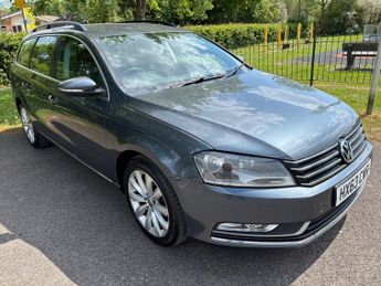 Volkswagen Passat HIGHLINE TDI BLUEMOTION TECHNOLOGY DSG