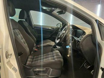 Volkswagen Golf 1.4 TSI 8.7kWh GTE Advance DSG Euro 6 (s/s)