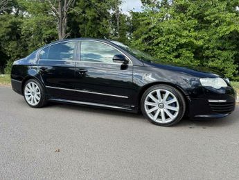 Volkswagen Passat 3.6 FSI V6 R36 DSG 4Motion Euro 4 4dr
