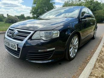 Volkswagen Passat 3.6 FSI V6 R36 DSG 4Motion Euro 4 4dr