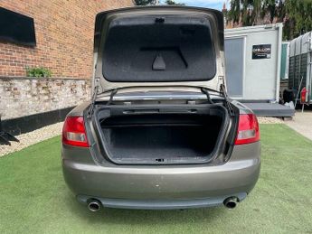 Audi A4 SE