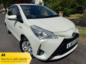 Toyota Yaris 1.5 VVT-h Icon Tech E-CVT Euro 6 (s/s) CAR VX & BIMTA GUARANTEED