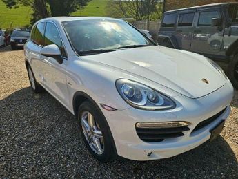 Porsche Cayenne 3.0h V6 S TiptronicS 4WD Euro 5 (s/s) 5dr