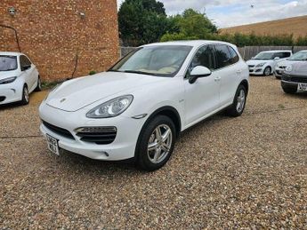 Porsche Cayenne 3.0h V6 S TiptronicS 4WD Euro 5 (s/s) 5dr