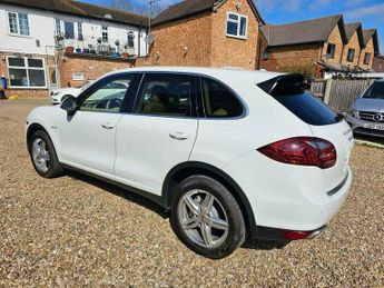 Porsche Cayenne 3.0h V6 S TiptronicS 4WD Euro 5 (s/s) 5dr
