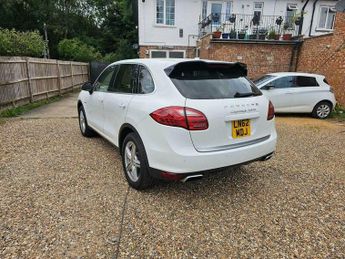 Porsche Cayenne 3.0h V6 S TiptronicS 4WD Euro 5 (s/s) 5dr