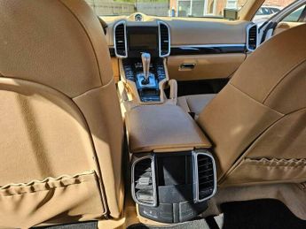 Porsche Cayenne 3.0h V6 S TiptronicS 4WD Euro 5 (s/s) 5dr